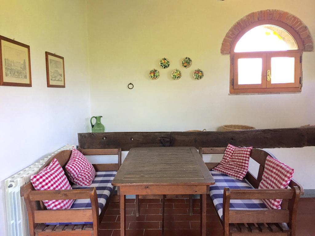 דירות פשיה Fattoria Di Pietrabuona מראה חיצוני תמונה
